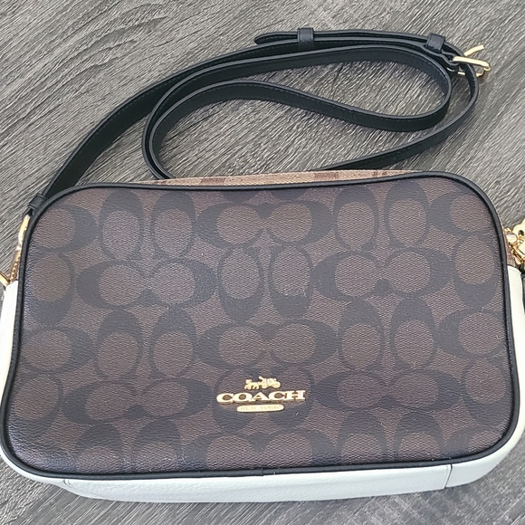 Coach Bags Coach Jes Crossbody In Blocked Signature Canvas Poshmark